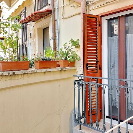 Casa Vacanze Lacorte Byfrancy Bari Bagian luar foto
